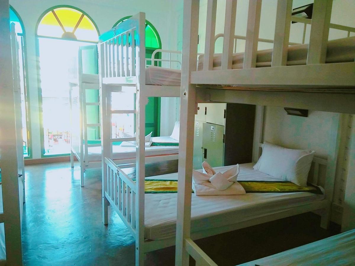 Siri Krabi Hostel Εξωτερικό φωτογραφία